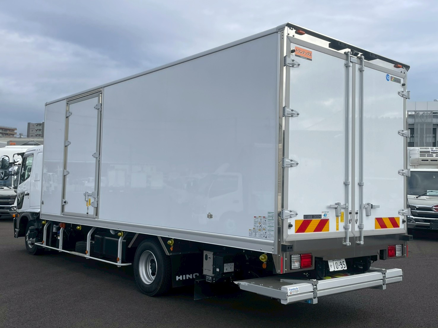 日野 レンジャー 2KG-FD2ABG(2WD)の写真6