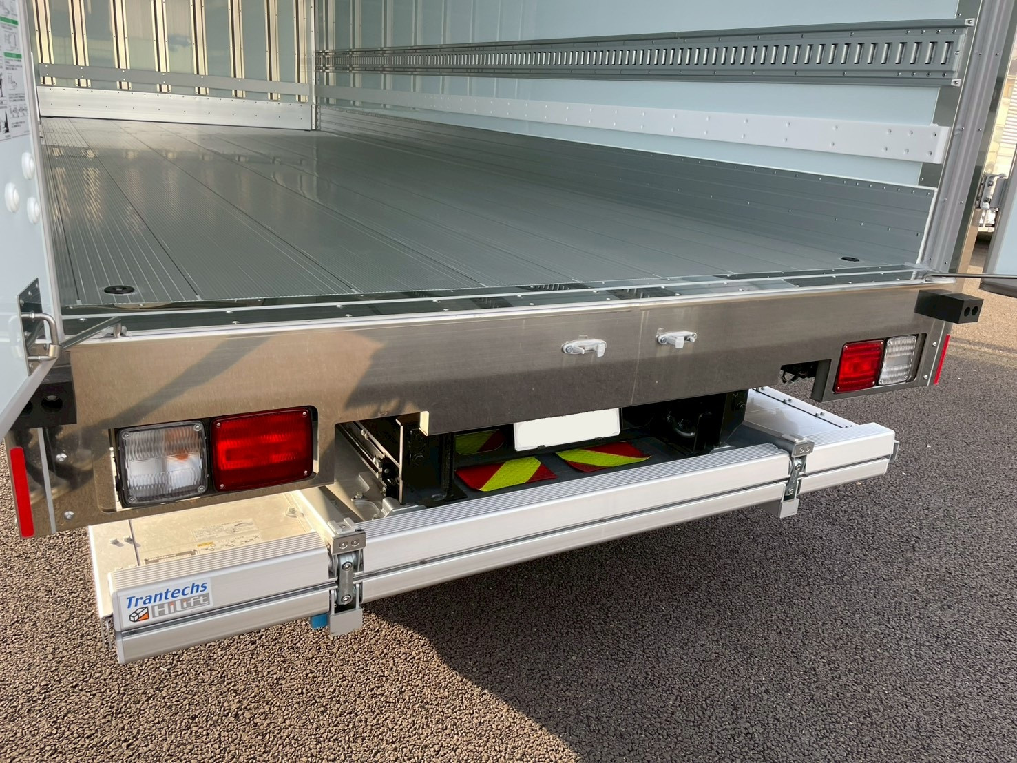 日野 レンジャー 2KG-FD2ABG(2WD)の写真16