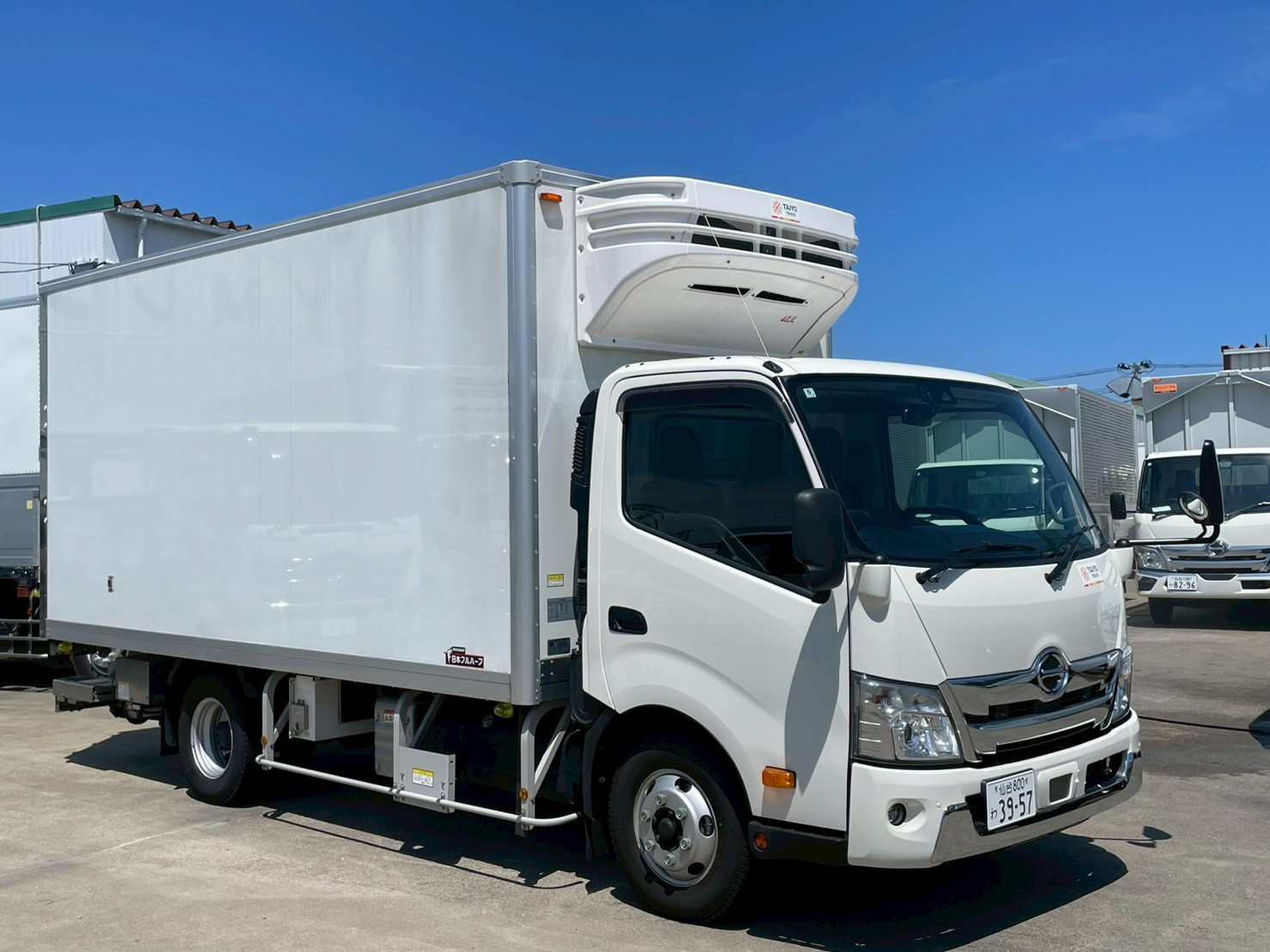 日野 デュトロ 2KG-XZU712M(2WD)｜中古トラックなら【トラック市】