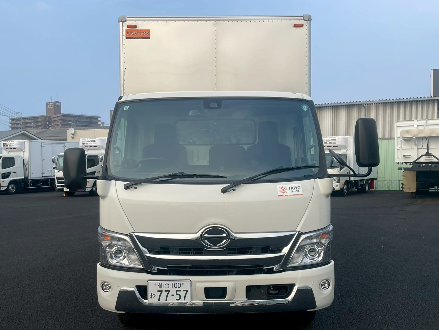 【r1mzkm②】2個 中古クレーン4段 日野 鳥取・鹿児島・沖縄 デュトロ（2RG