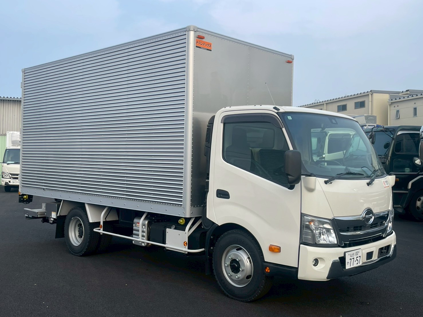 日野 デュトロ 2KG-XZU712M(2WD)の写真3