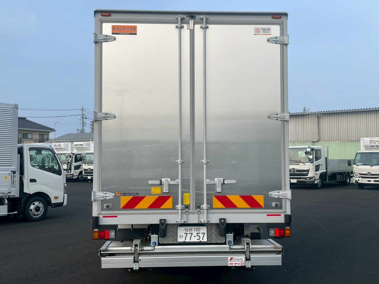 日野 デュトロ 2KG-XZU712M(2WD)の写真5