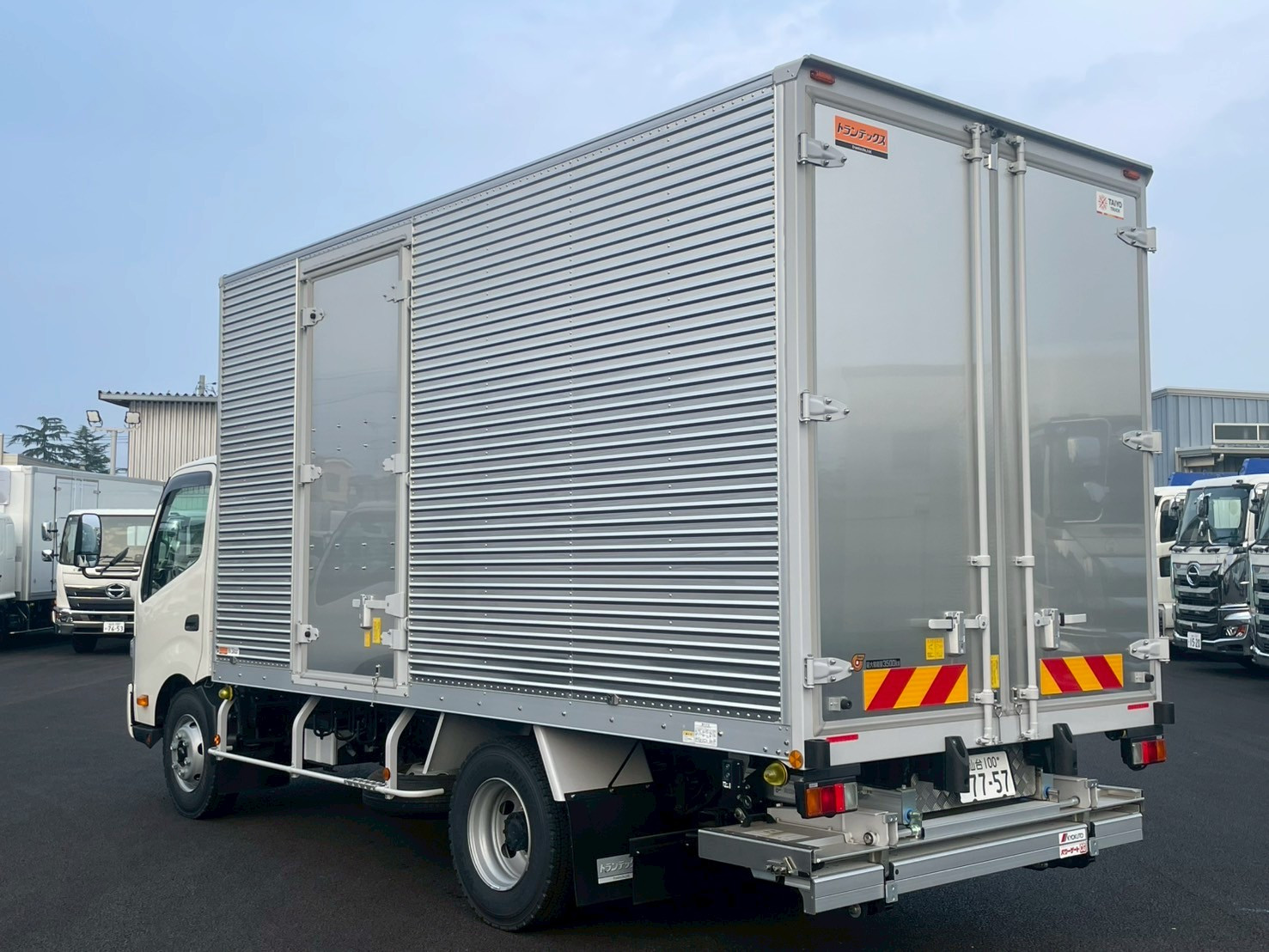 日野 デュトロ 2KG-XZU712M(2WD)の写真6