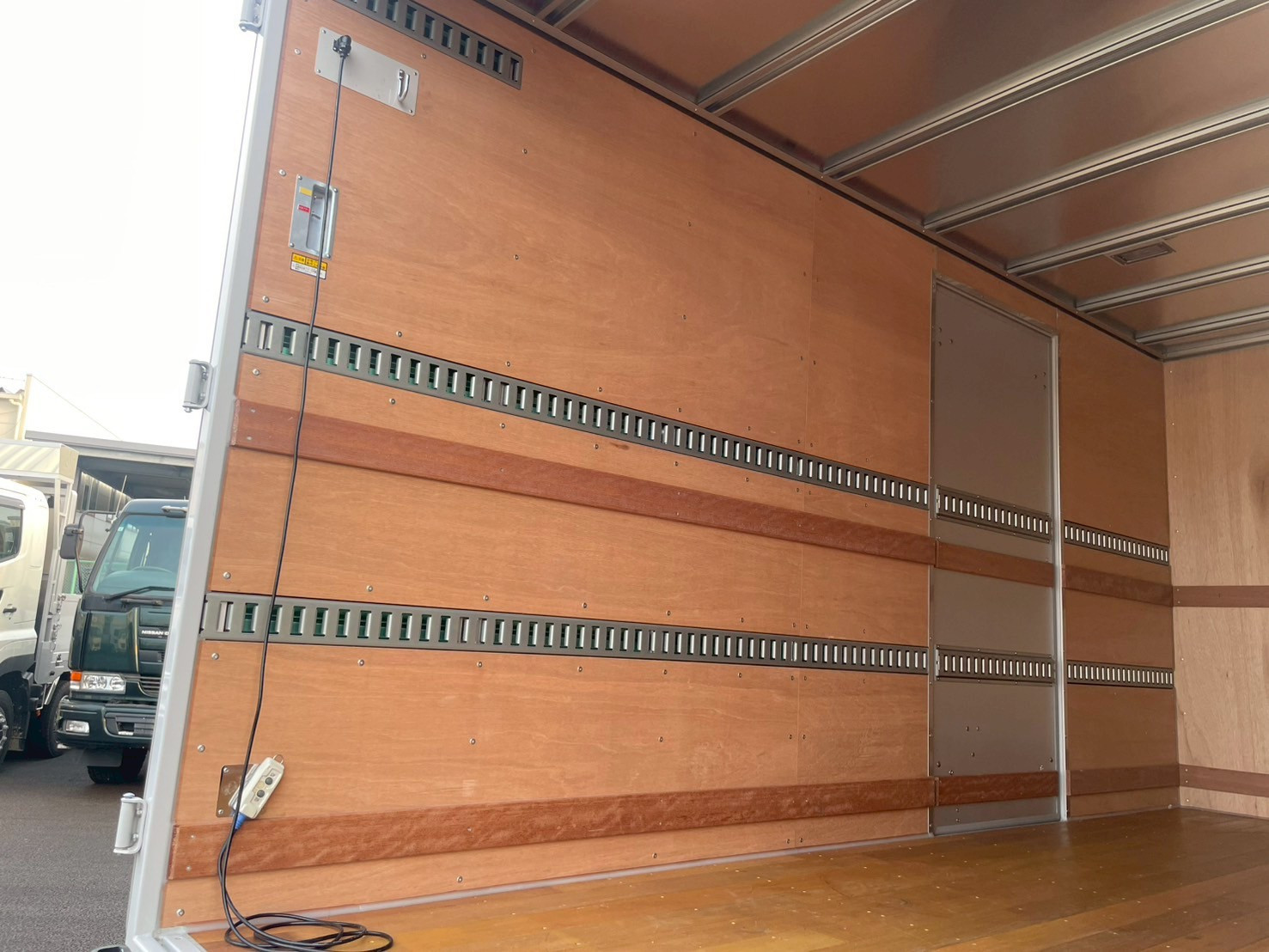 日野 デュトロ 2KG-XZU712M(2WD)の写真10