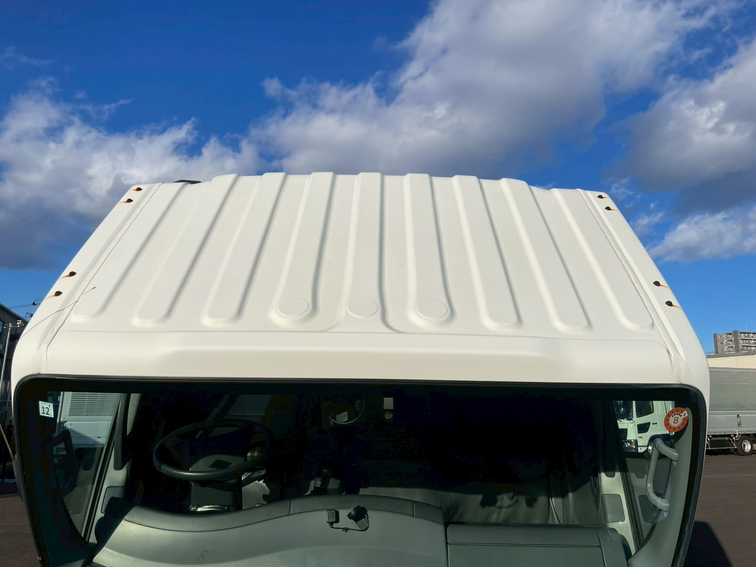 いすゞ エルフ 2RG-NPR88YN(2WD)の写真36