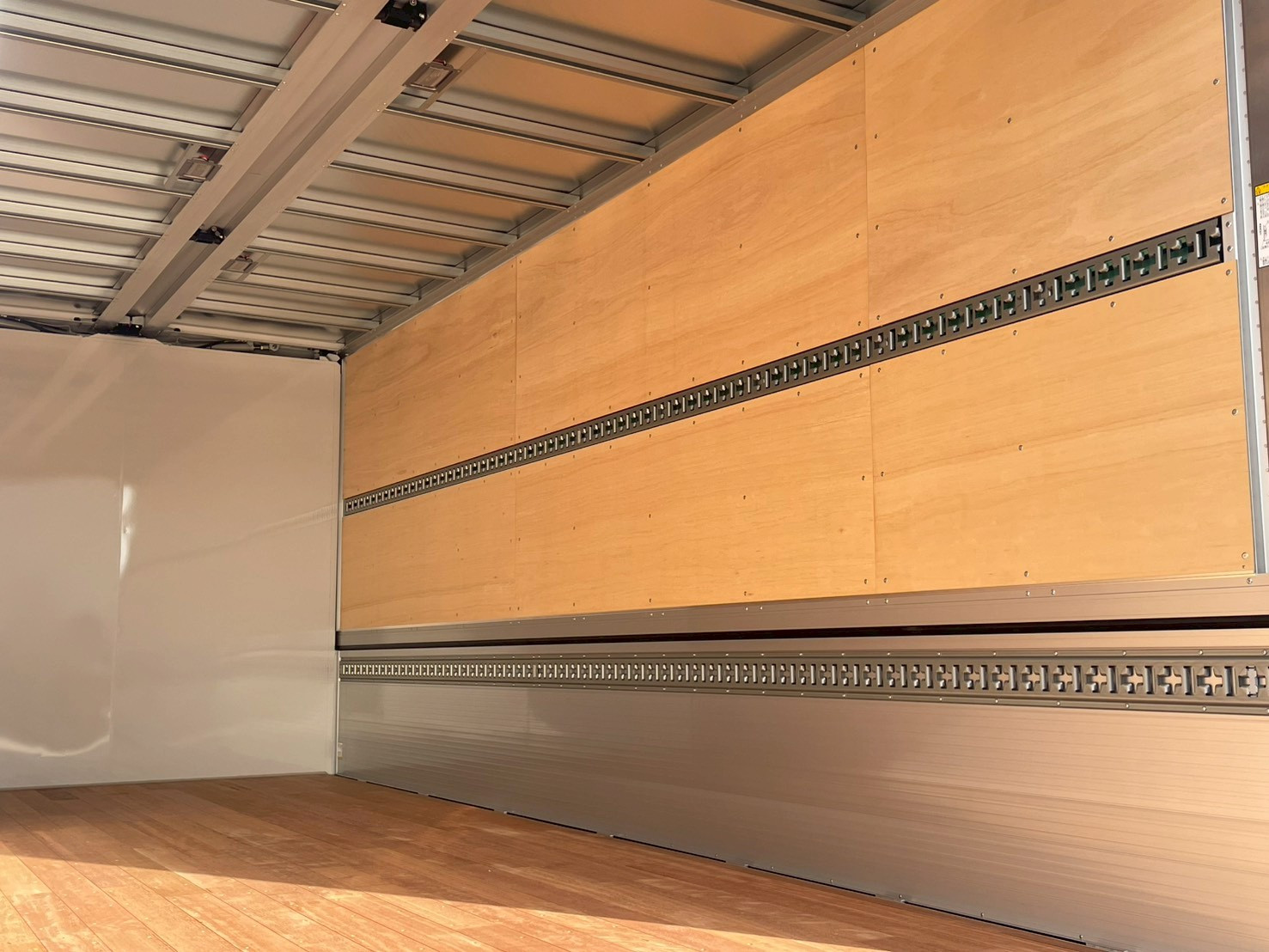 日野 レンジャー 2PG-FE2ACG(2WD)の写真11