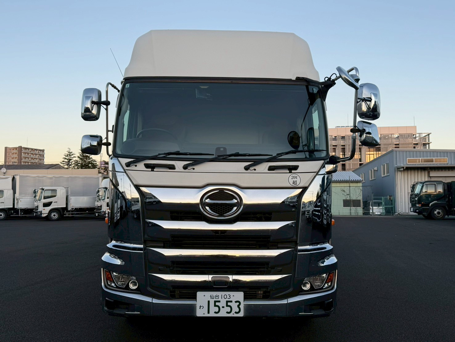 日野 プロフィア 2DG-FW1AHG(8x4)の写真2