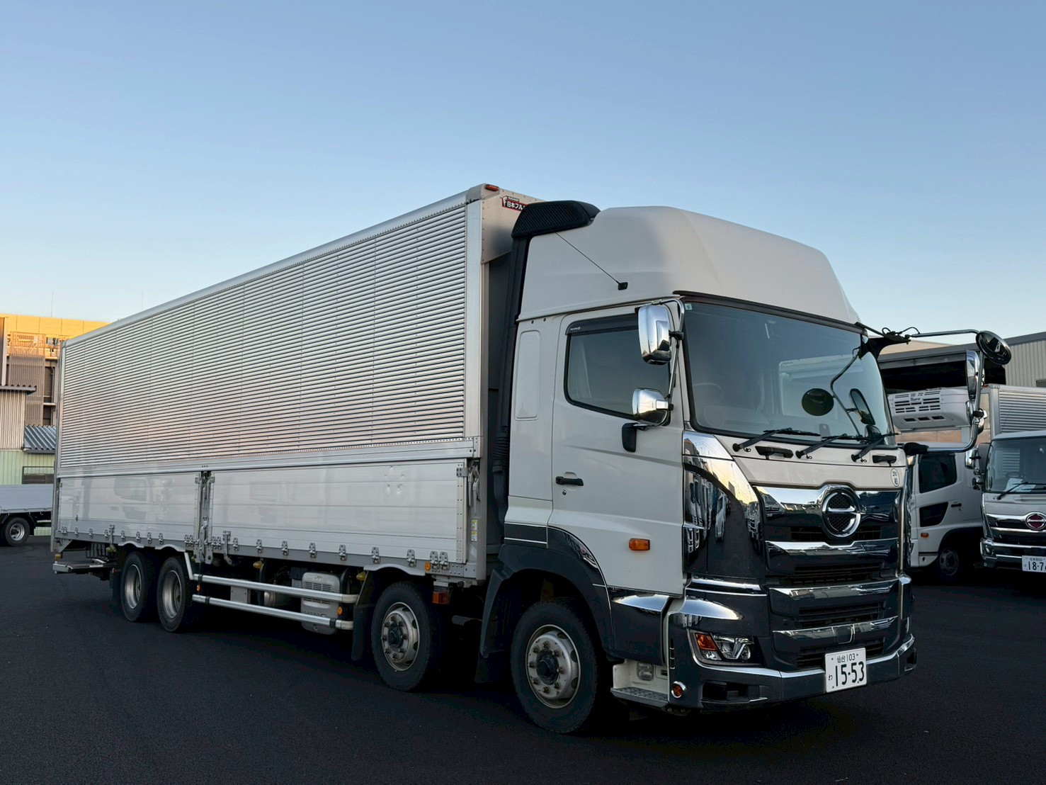 日野 プロフィア 2DG-FW1AHG(8x4)の写真3