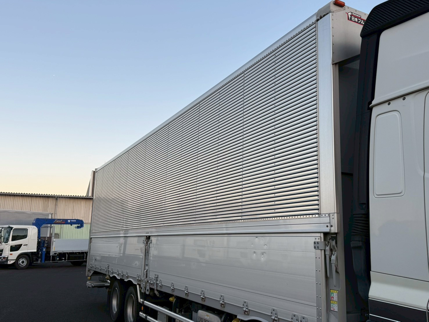 日野 プロフィア 2DG-FW1AHG(8x4)の写真9