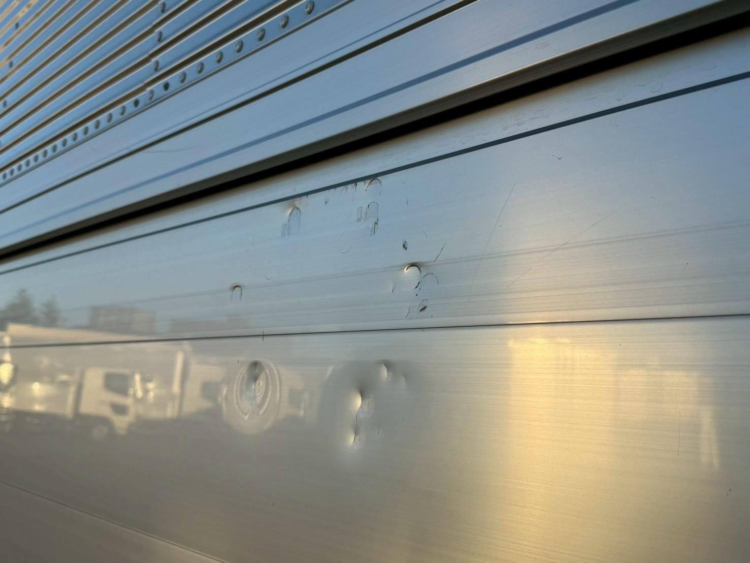 日野 プロフィア 2DG-FW1AHG(8x4)の写真21