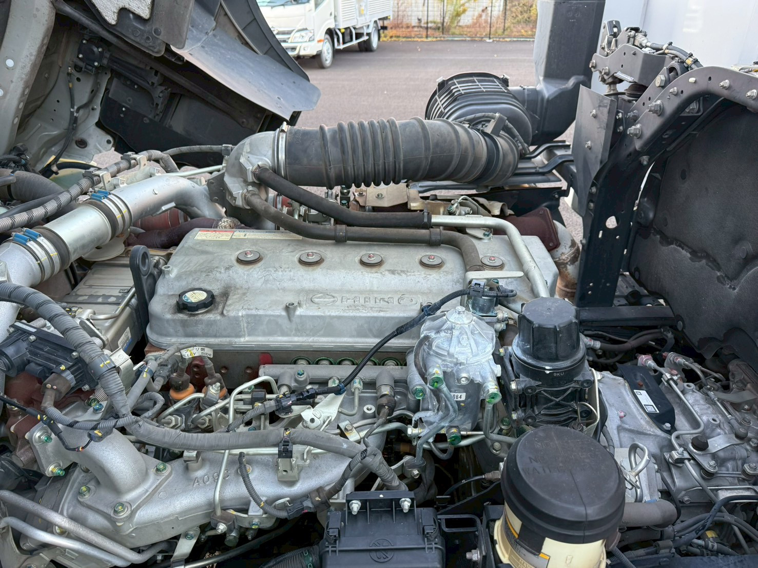 日野 プロフィア 2DG-FW1AHG(8x4)の写真36