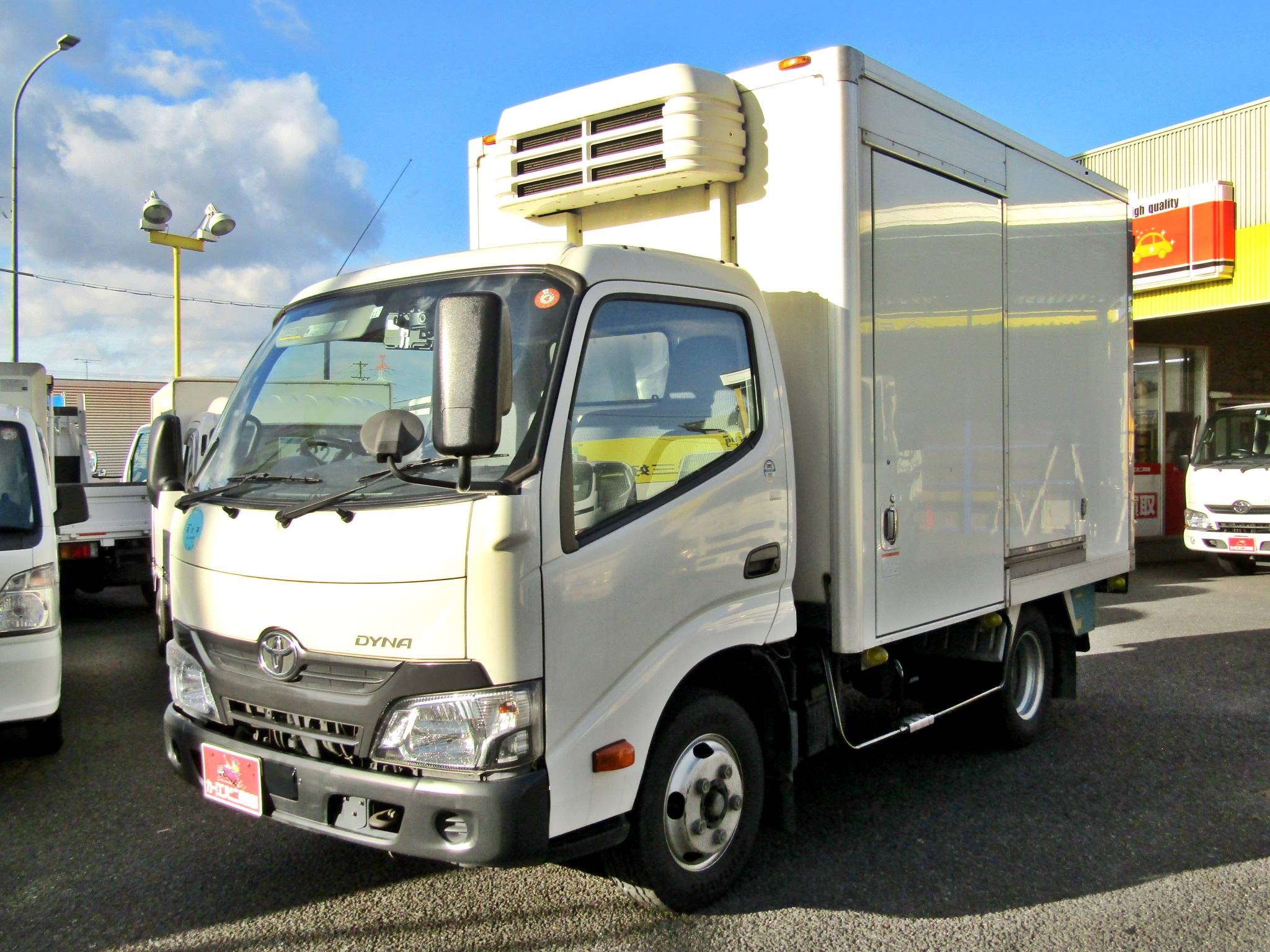 トヨタ ダイナ TKG-XZU605(2WD)の写真1