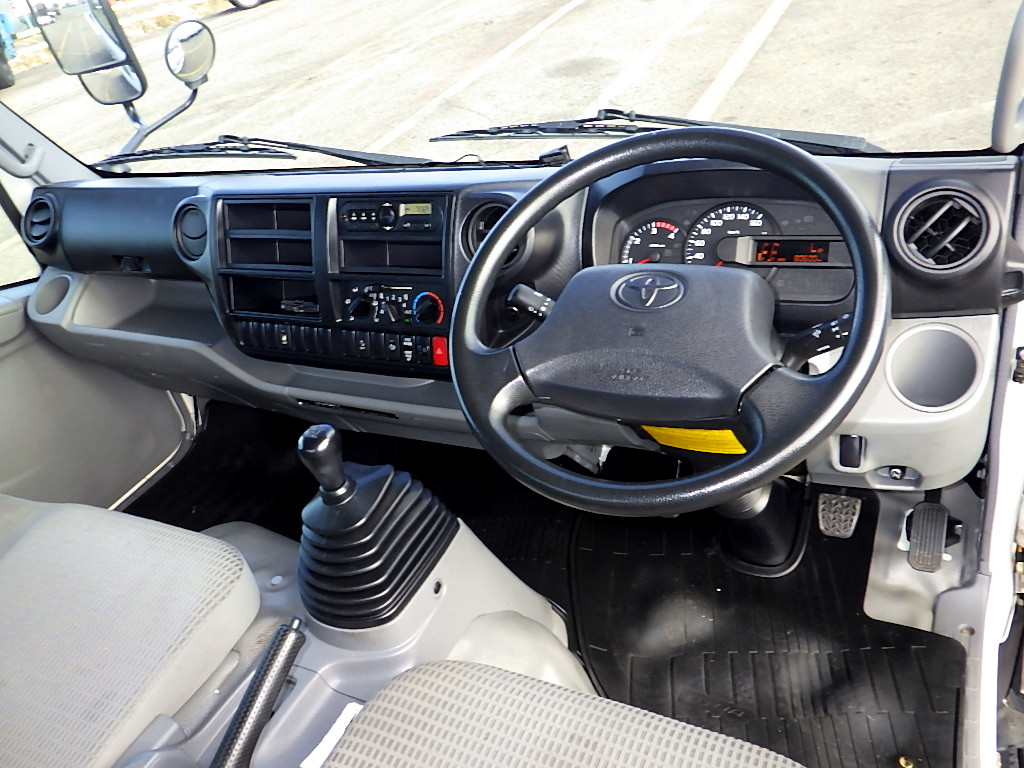 トヨタ ダイナ TKG-XZU700(2WD)｜中古トラックなら【トラック市】