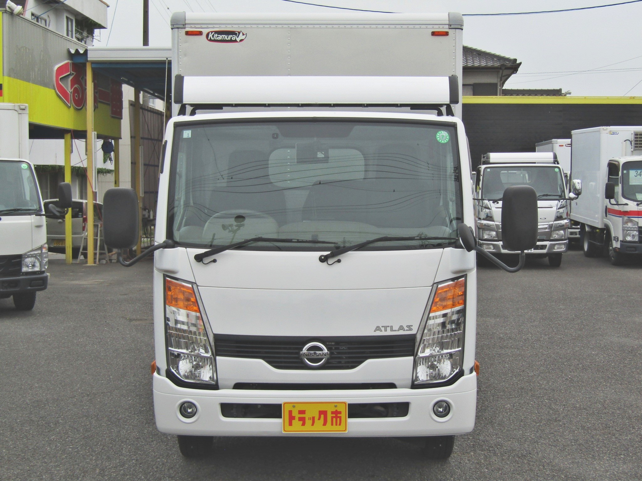 ２０００ｃｃのガソリンエンジンに５ＭＴを搭載☆フル積載でも元気よく走ってくれます♪|日産 アトラス CBF-SQ2F24(2WD)の写真2