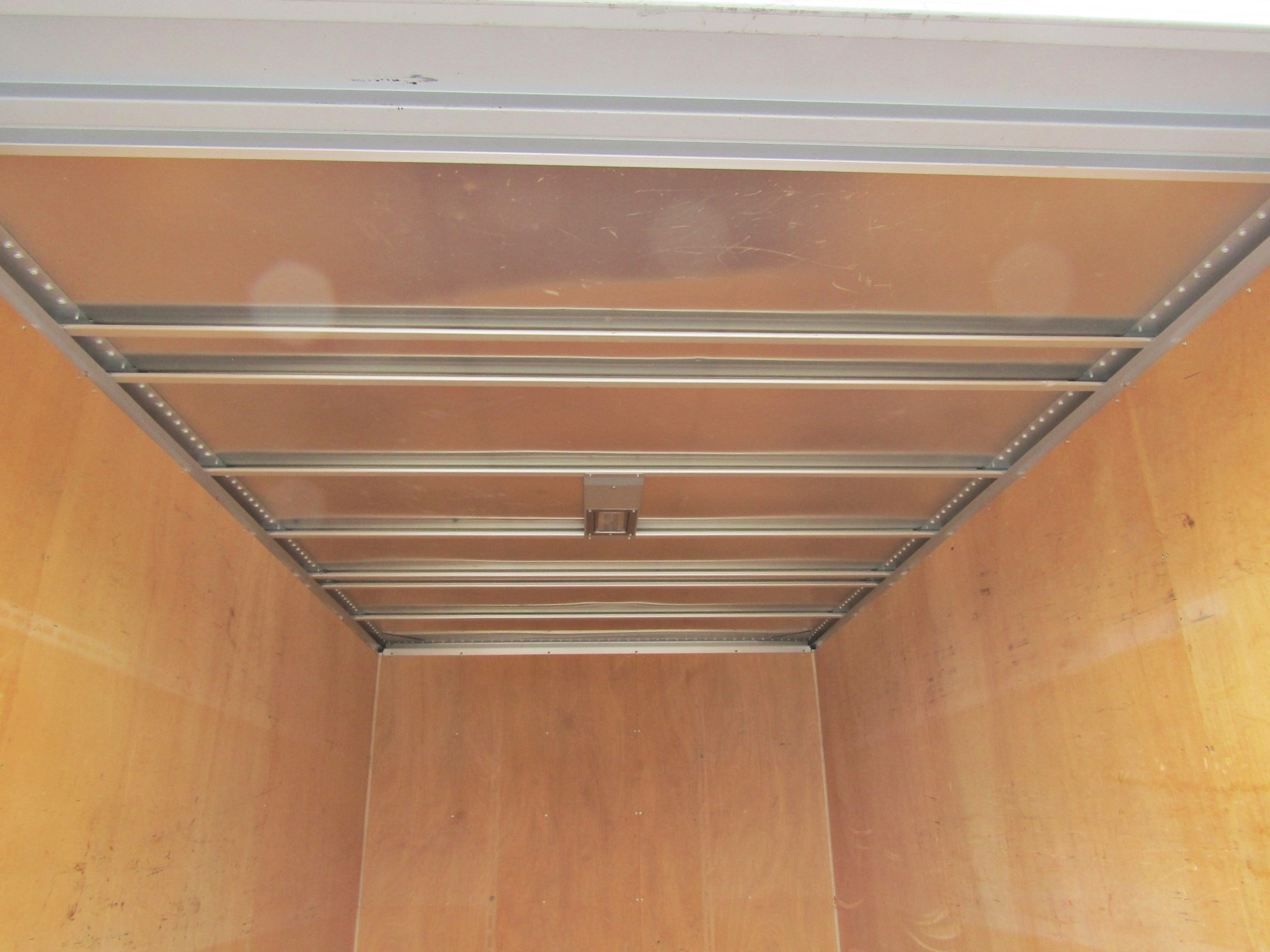 荷箱天井面|日産 アトラス CBF-SQ2F24(2WD)の写真12