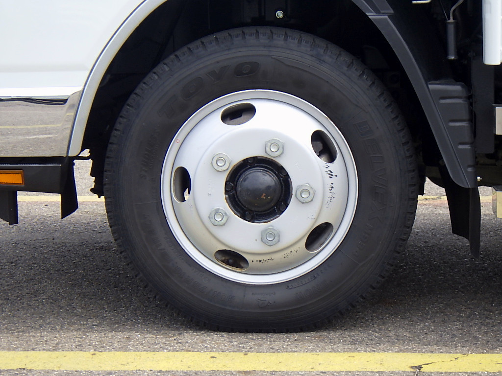 三菱 キャンター 2RG-FEAV0(2WD)の写真31