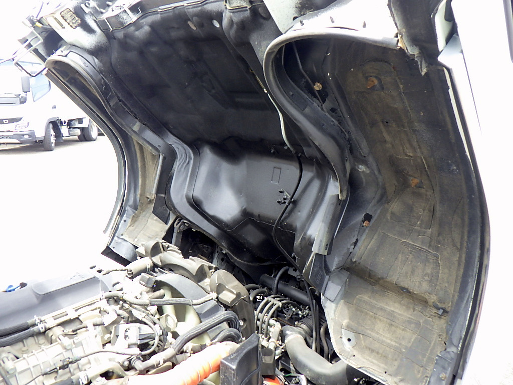 三菱 キャンター 2RG-FEAV0(2WD)の写真37