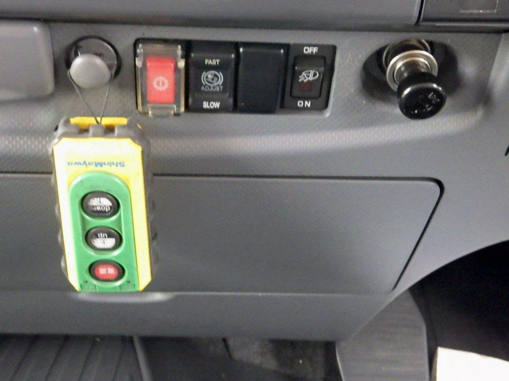 いすゞ フォワード 2PG-FRR90S2(2WD)の写真20