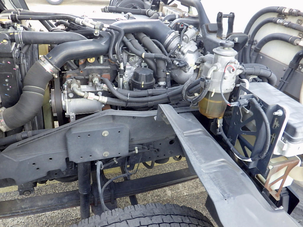 いすゞ フォワード 2PG-FRR90S2(2WD)の写真31