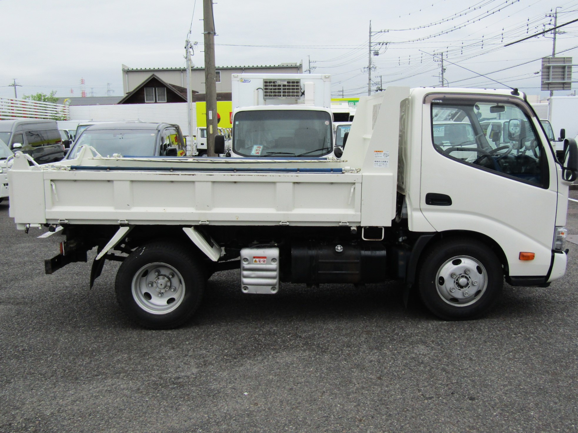 ４ナンバーサイズで小回りもラクラク♪狭い現場で活躍するデュトロです☆|日野 デュトロ 2RG-XZU630T(2WD)の写真4
