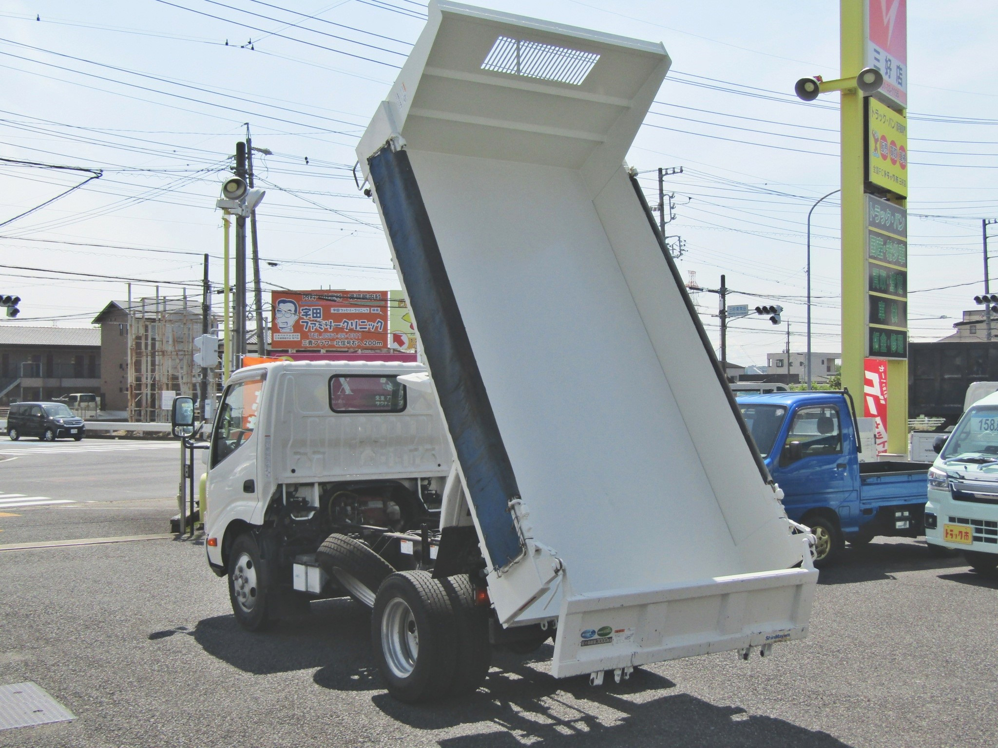 もちろんコボレーンも付いていますので積荷が落下する心配もありません♪|日野 デュトロ 2RG-XZU630T(2WD)の写真8
