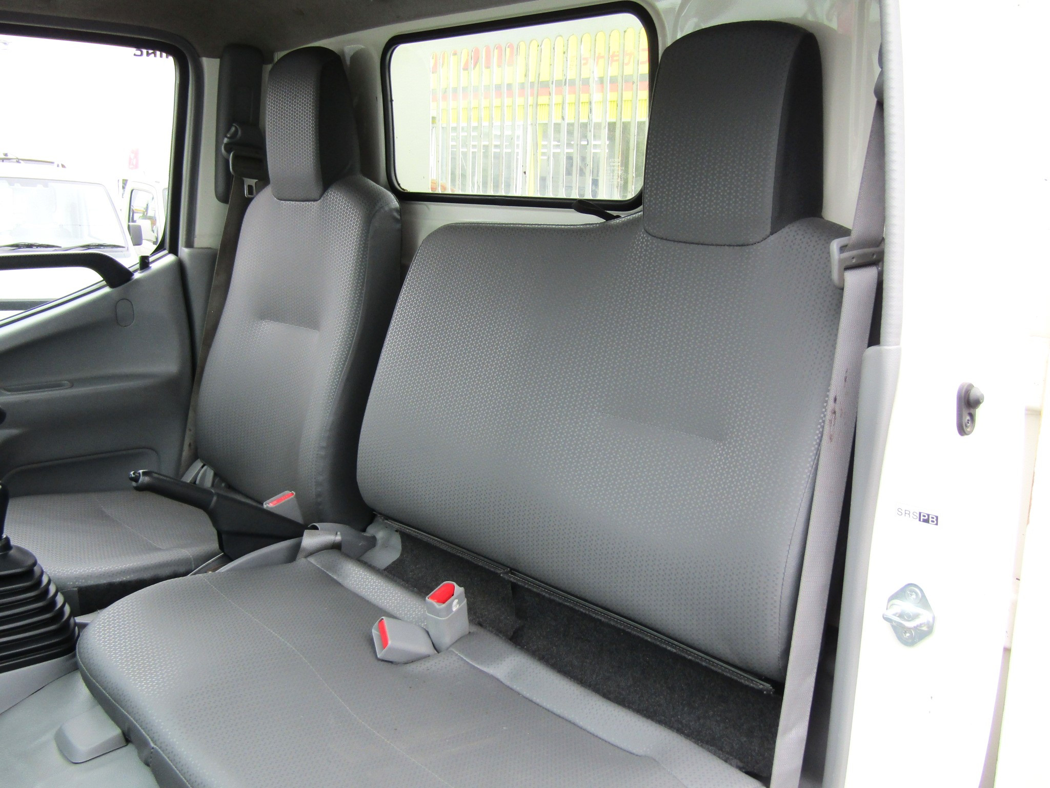 日野 デュトロ 2RG-XZU630T(2WD)の写真17