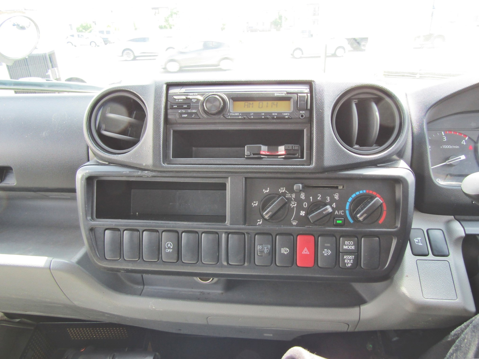 日野 デュトロ 2RG-XZU630T(2WD)の写真18