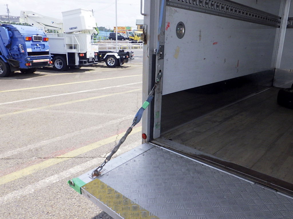 トヨタ ダイナ QDF-KDY231(2WD)の写真8