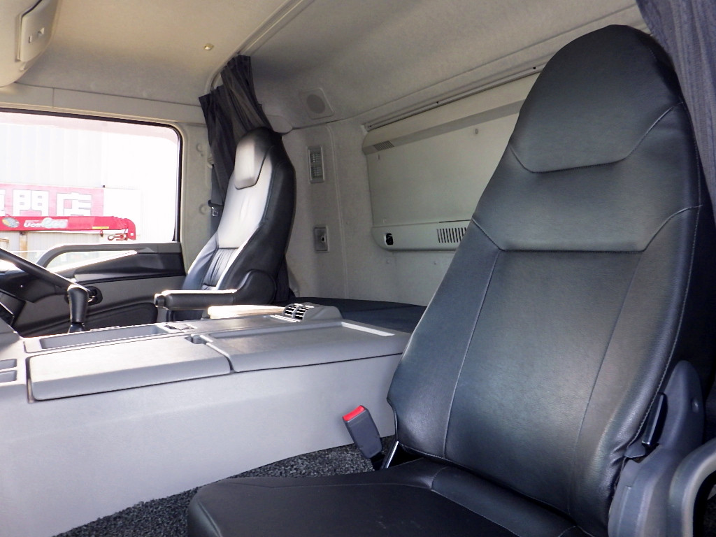 三菱 スーパーグレート QPG-FS65VZ(8x4)の写真11