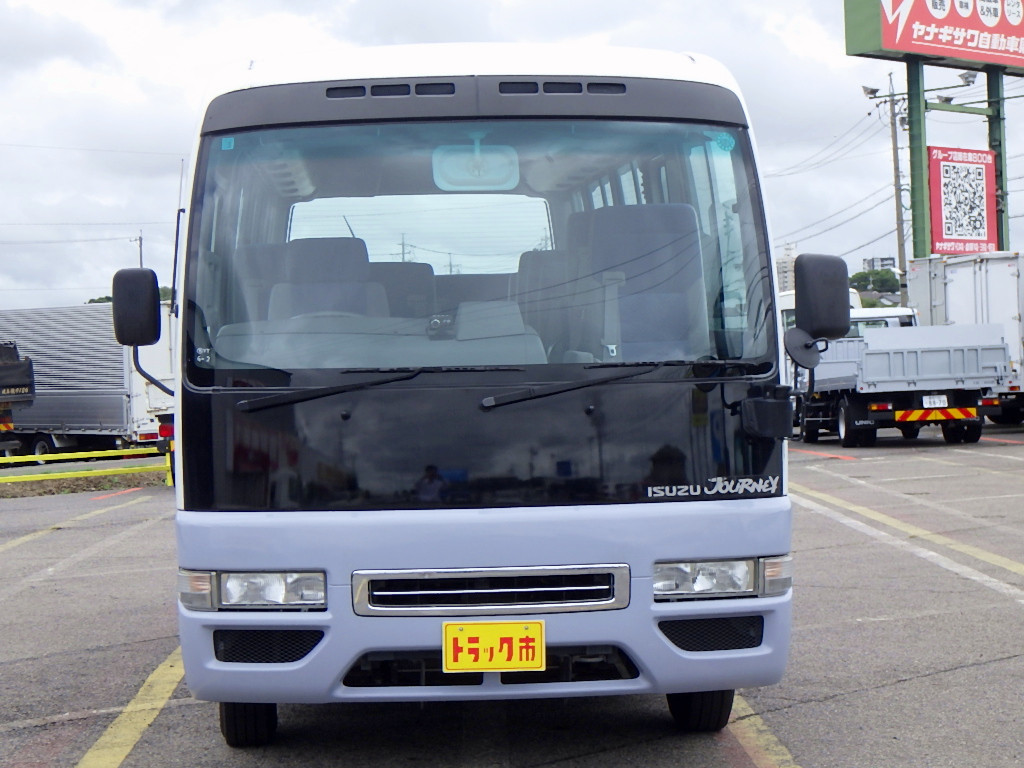 いすゞ ジャーニー ABG-SDHW41(2WD)の写真3