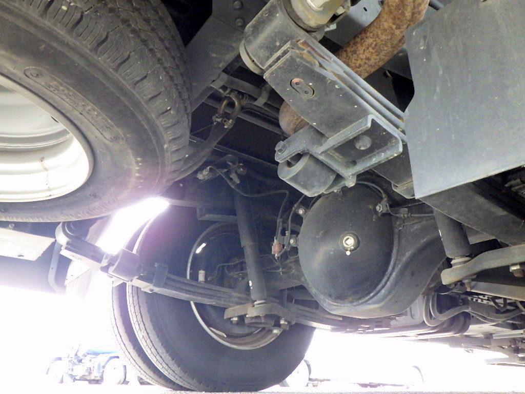 いすゞ ジャーニー ABG-SDHW41(2WD)の写真26