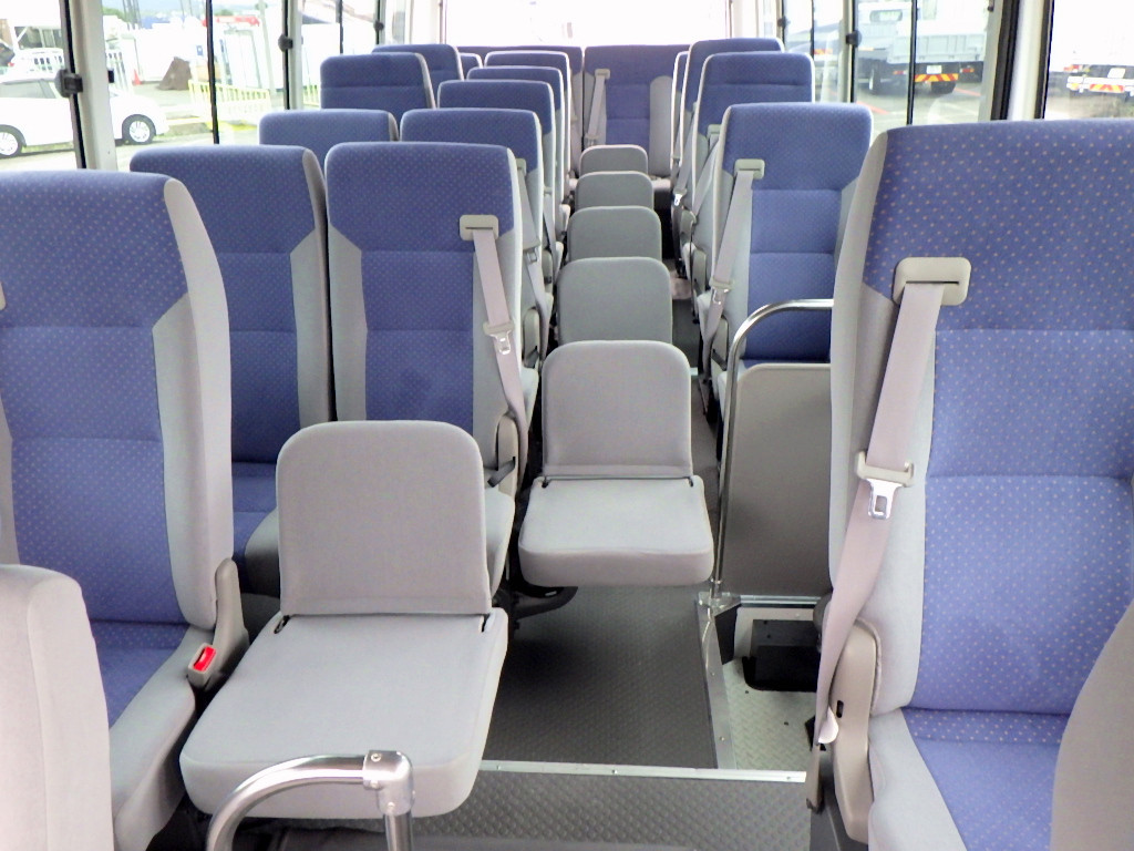 いすゞ ジャーニー ABG-SDHW41(2WD)の写真43