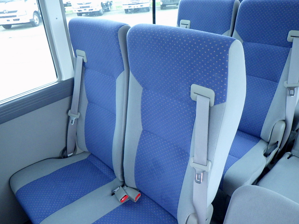 いすゞ ジャーニー ABG-SDHW41(2WD)の写真44