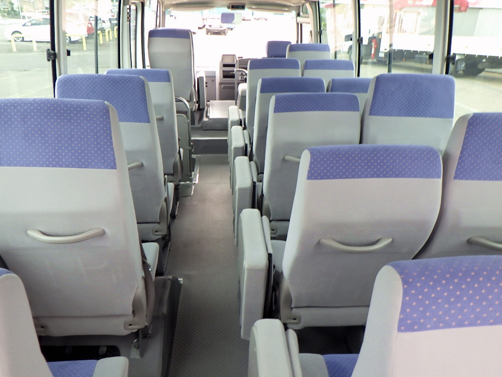 いすゞ ジャーニー ABG-SDHW41(2WD)の写真48