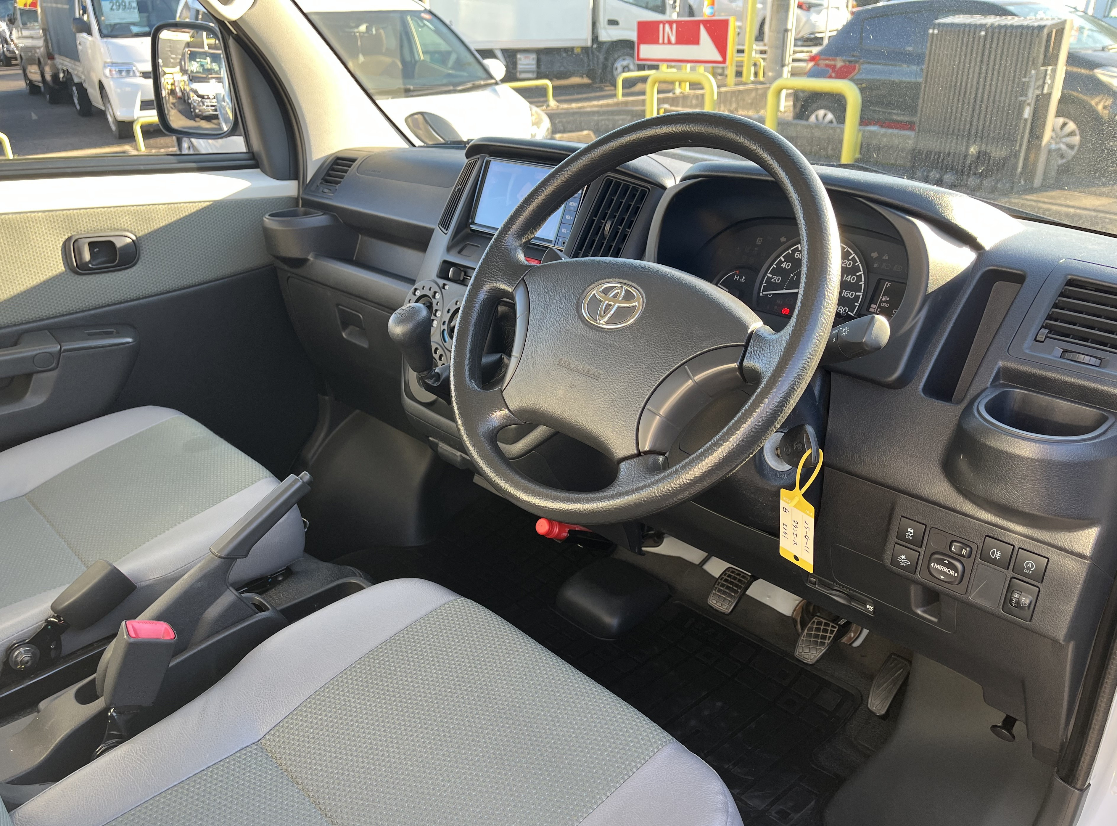 トヨタ タウンエーストラック 5BF-S413U(4WD)の写真13