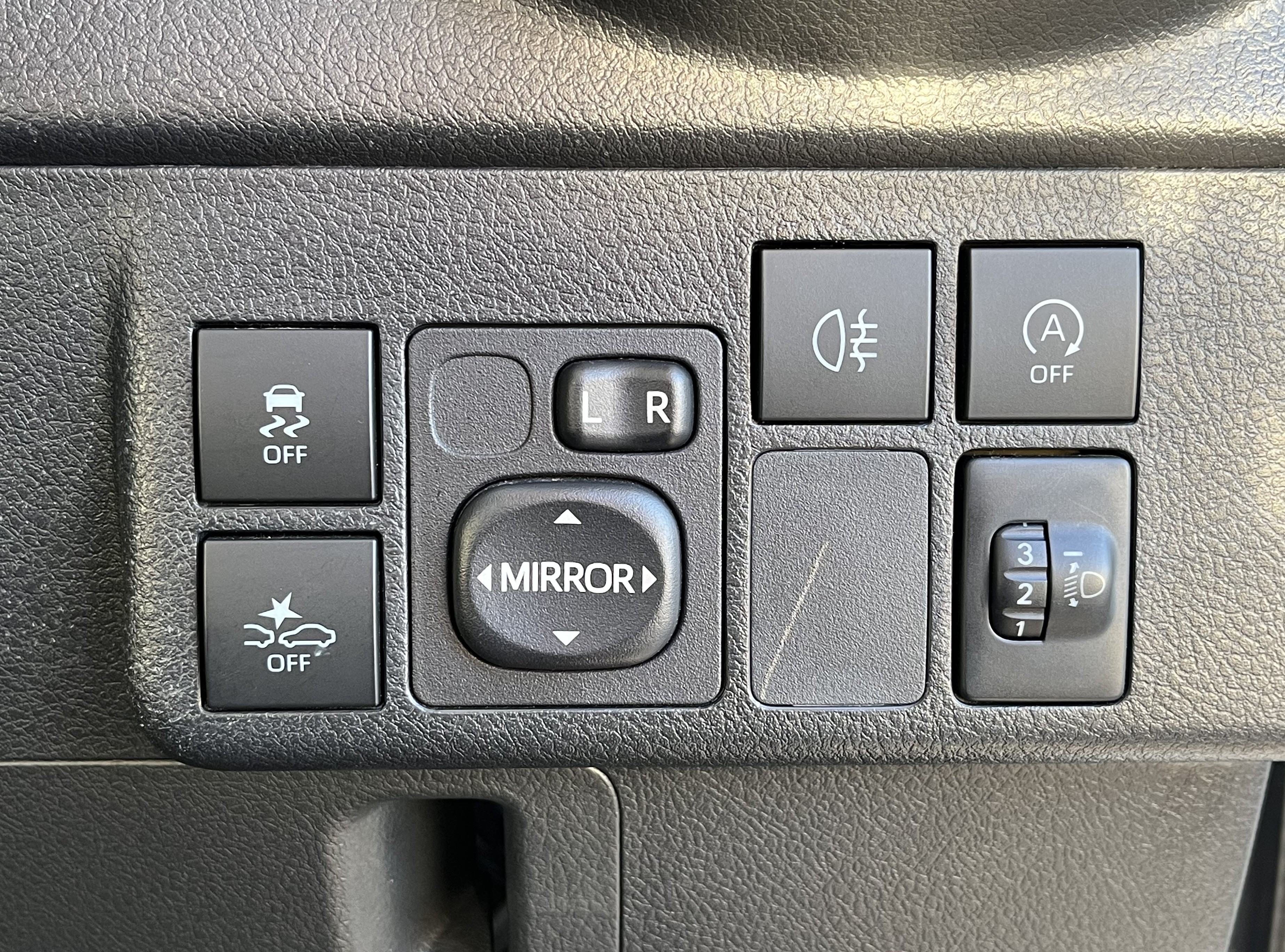 トヨタ タウンエーストラック 5BF-S413U(4WD)の写真23