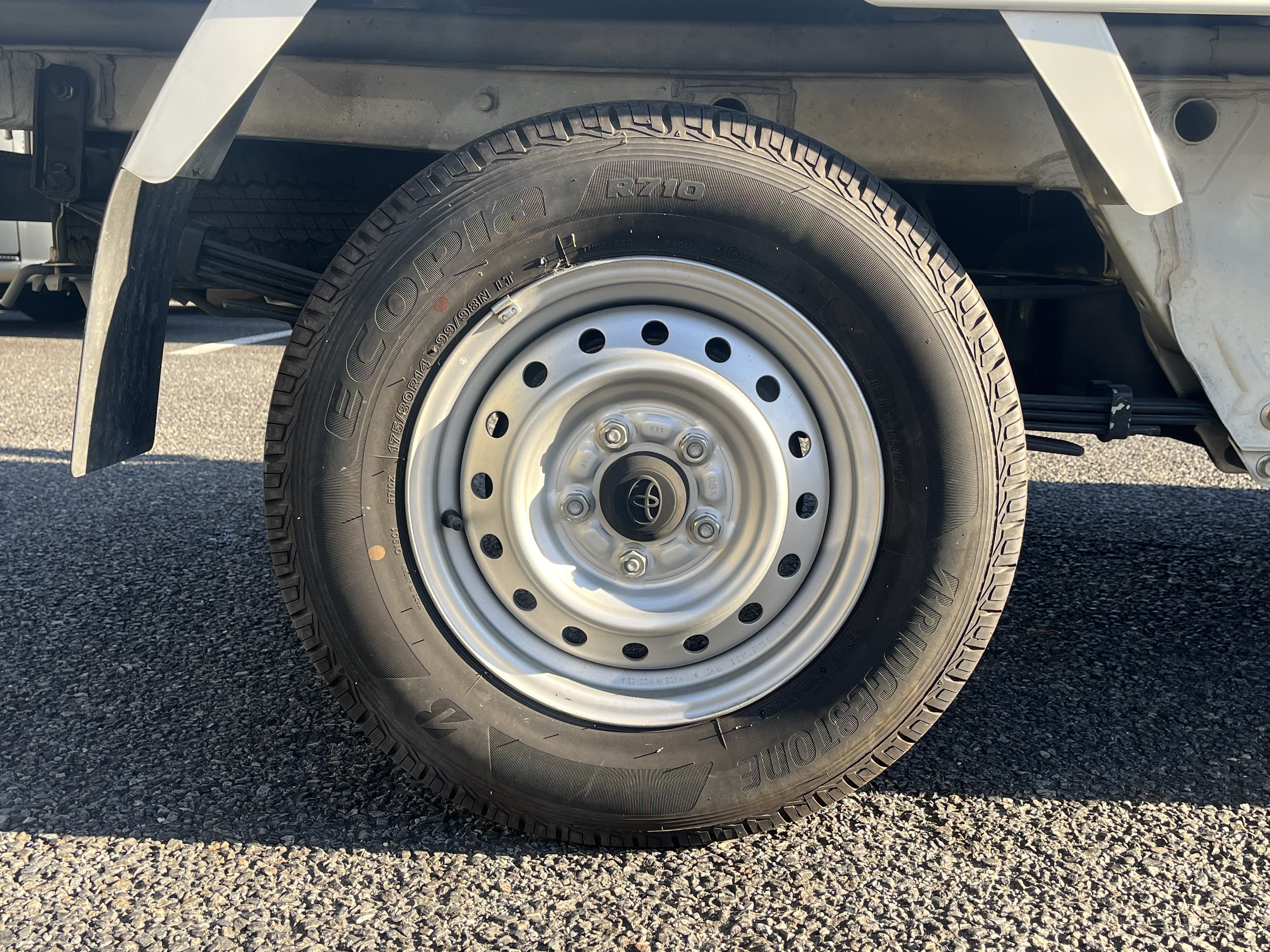 トヨタ タウンエーストラック 5BF-S413U(4WD)の写真38