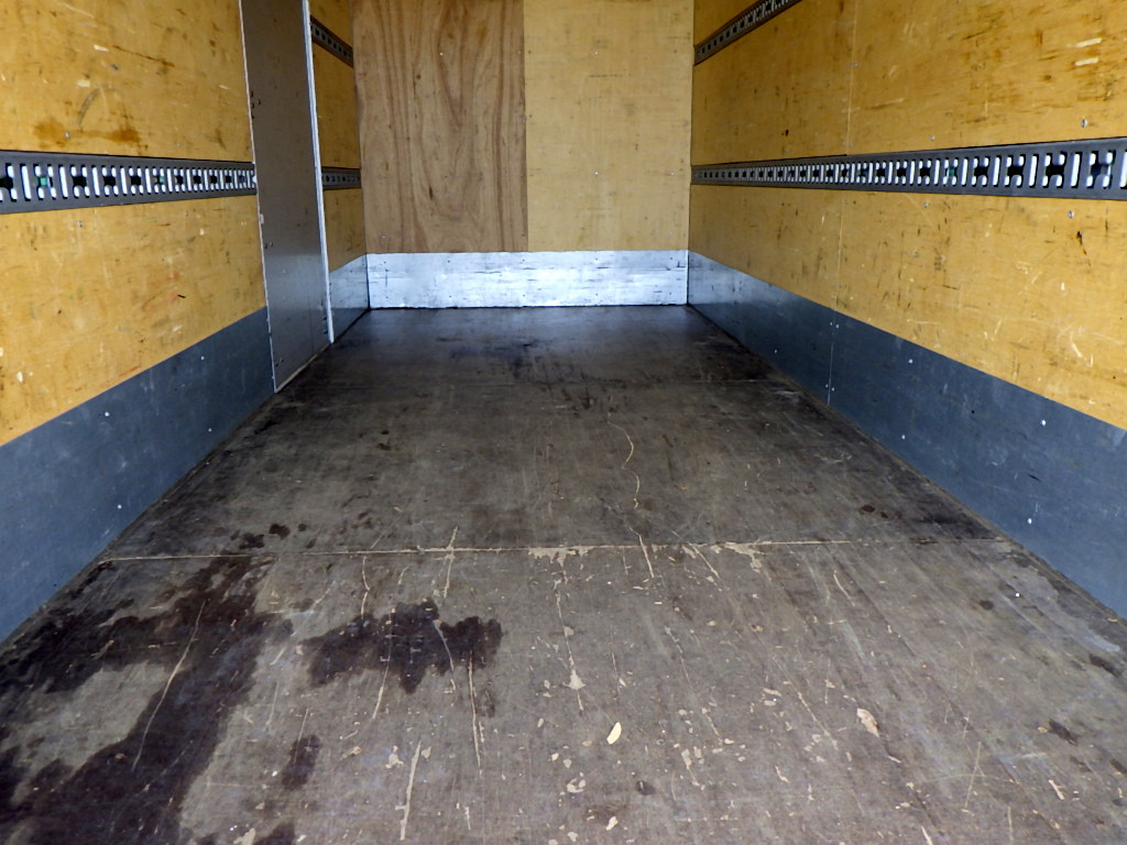 三菱 キャンター 2PG-FEAV0(2WD)の写真11