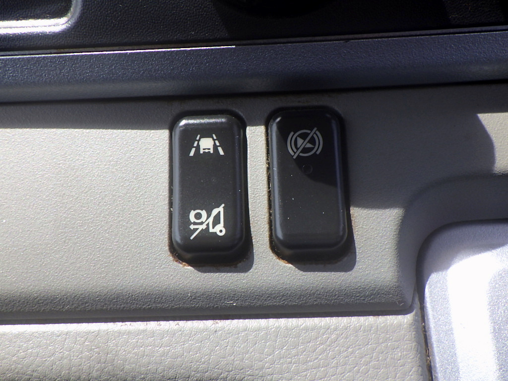 三菱 キャンター 2PG-FEAV0(2WD)の写真21