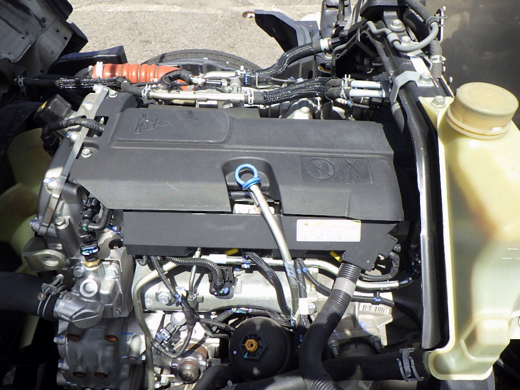 三菱 キャンター 2PG-FEAV0(2WD)の写真34