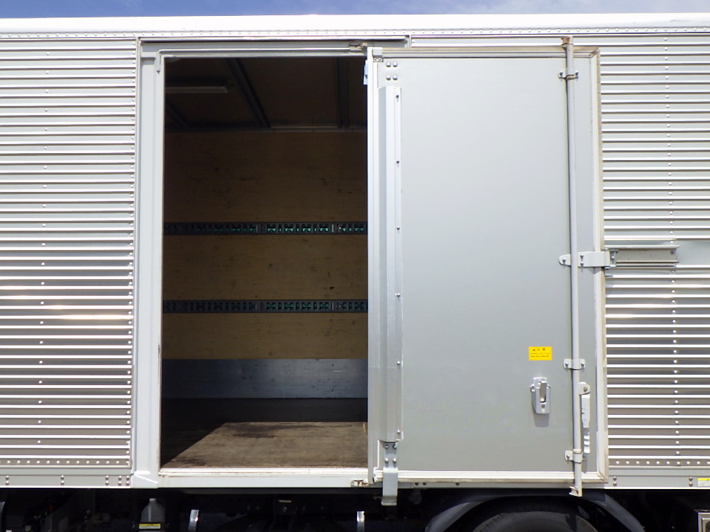 三菱 キャンター 2PG-FEAV0(2WD)の写真37