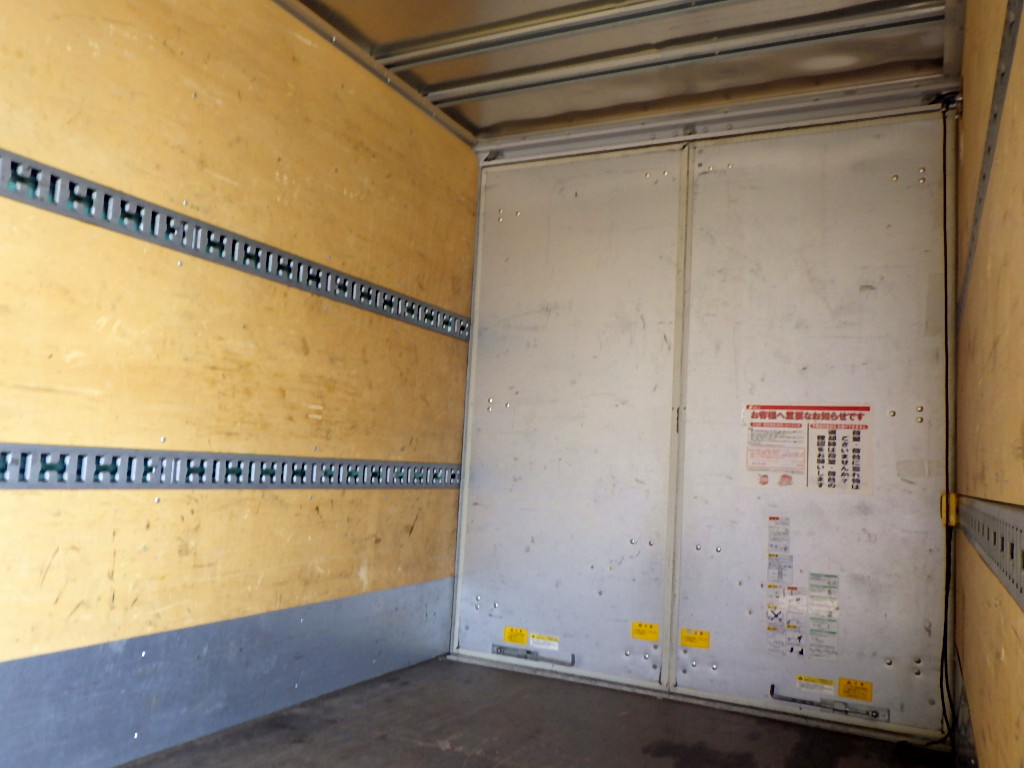 三菱 キャンター 2PG-FEAV0(2WD)の写真39