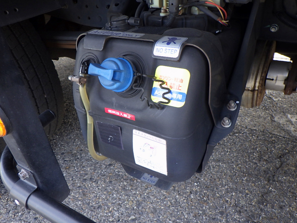 三菱 キャンター 2PG-FEAV0(2WD)の写真47