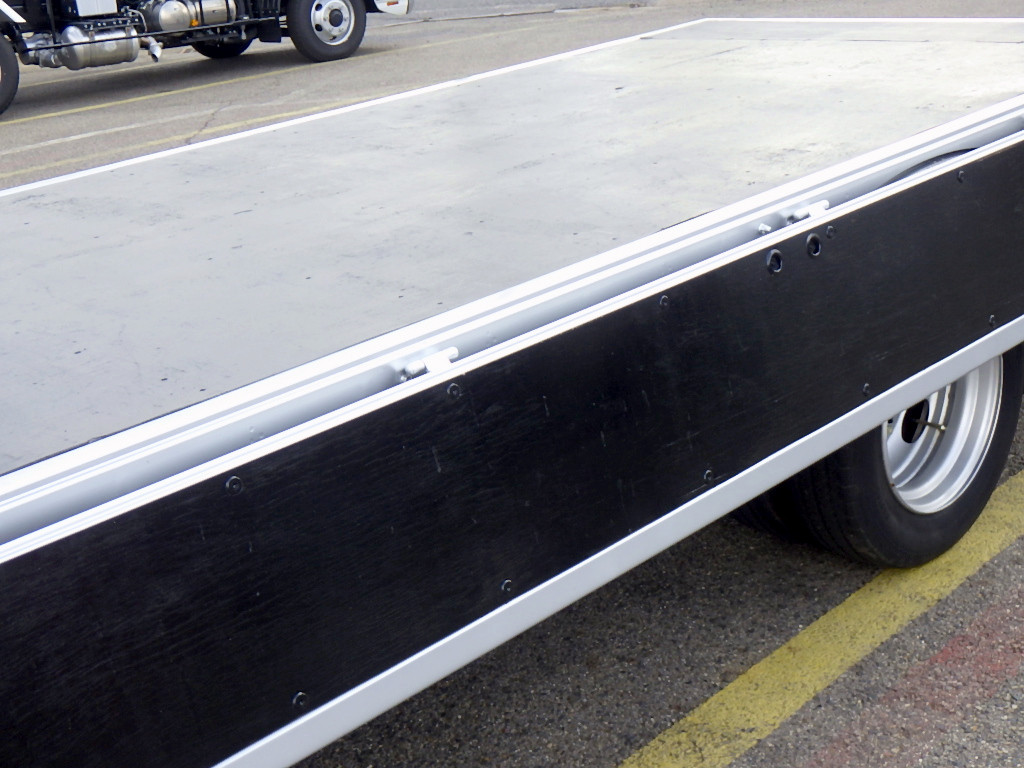 トヨタ ダイナ 2KG-XZU695(4WD)の写真9