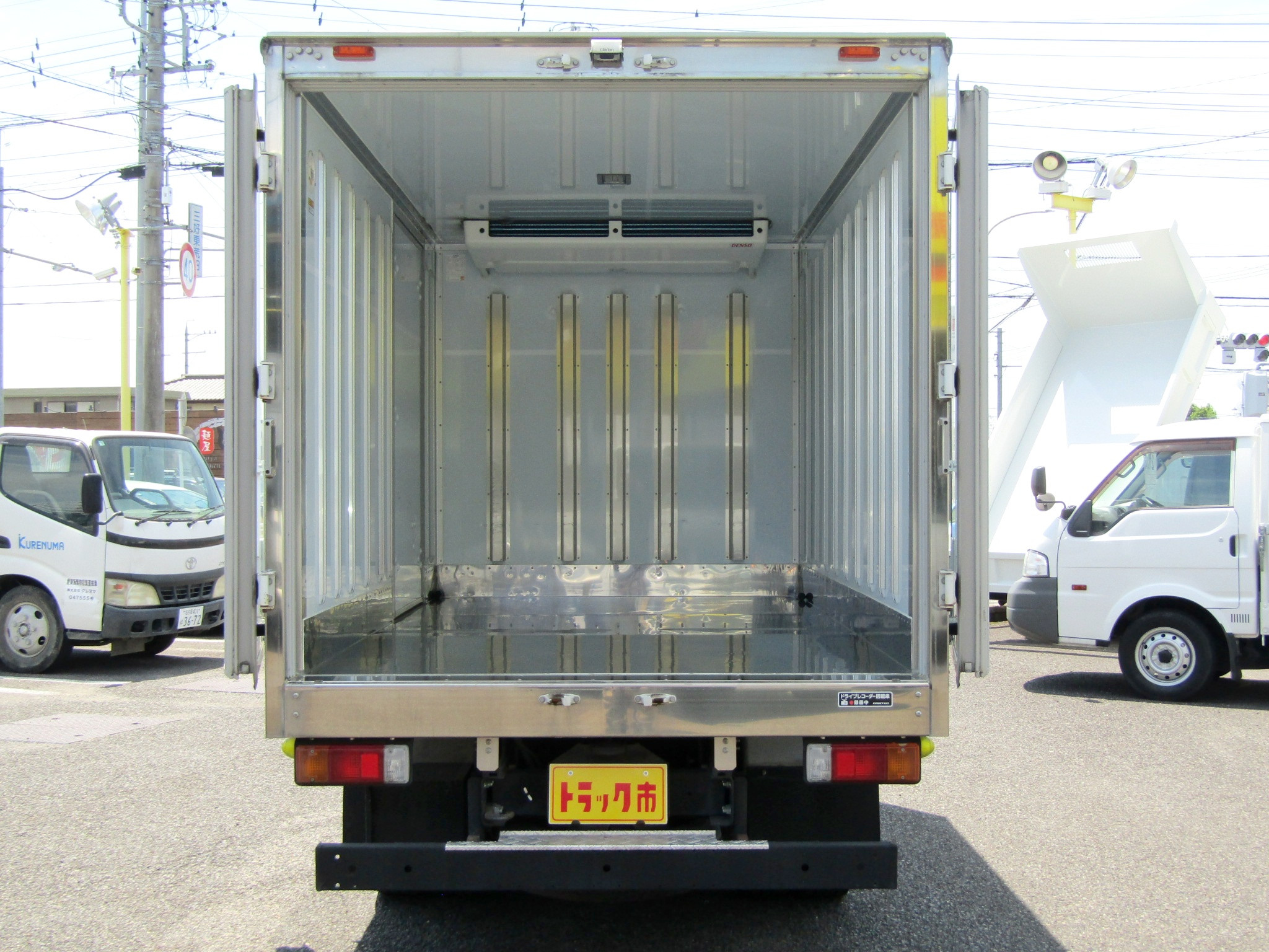荷箱内面はこんな感じ♪|トヨタ ダイナ 2RG-XZU605(2WD)の写真7