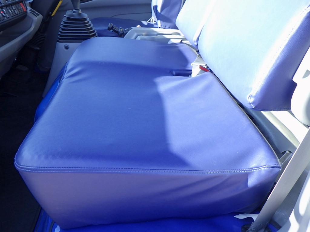 日野 デュトロ 2RG-XZU710M(2WD)の写真31