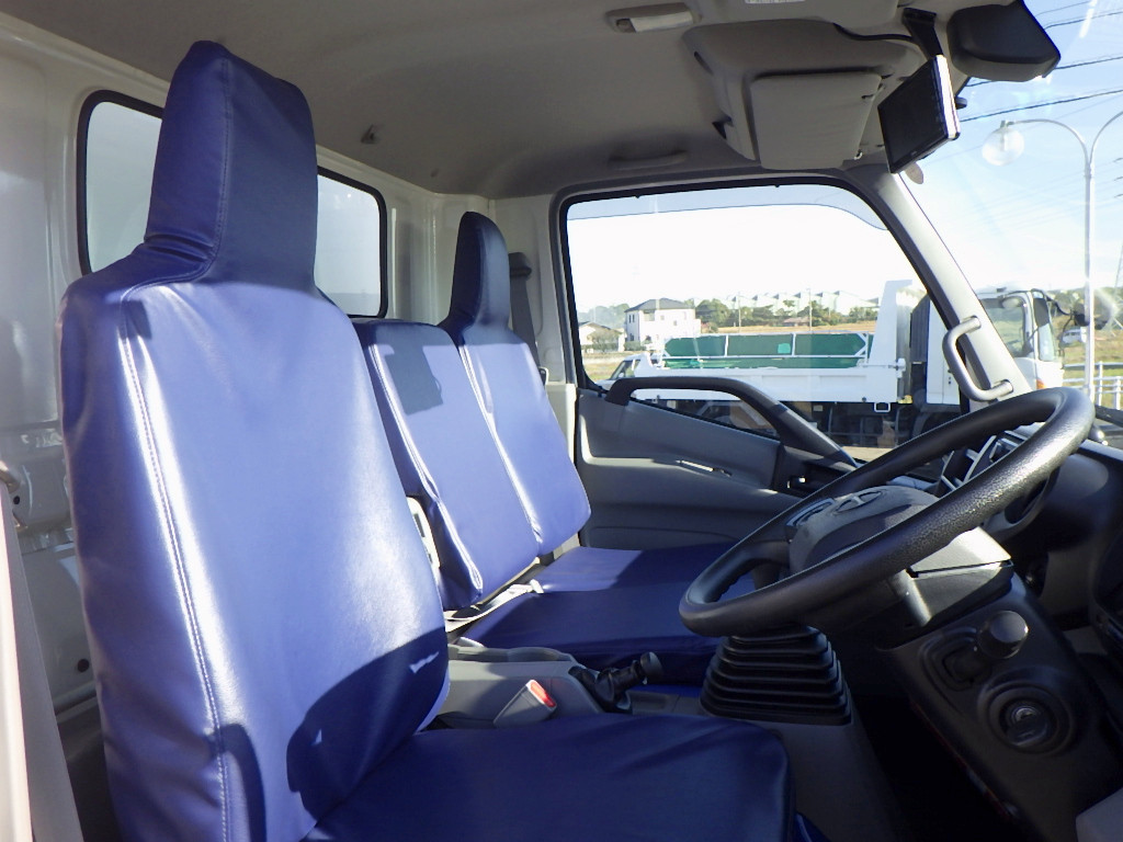 日野 デュトロ 2RG-XZU710M(2WD)の写真33