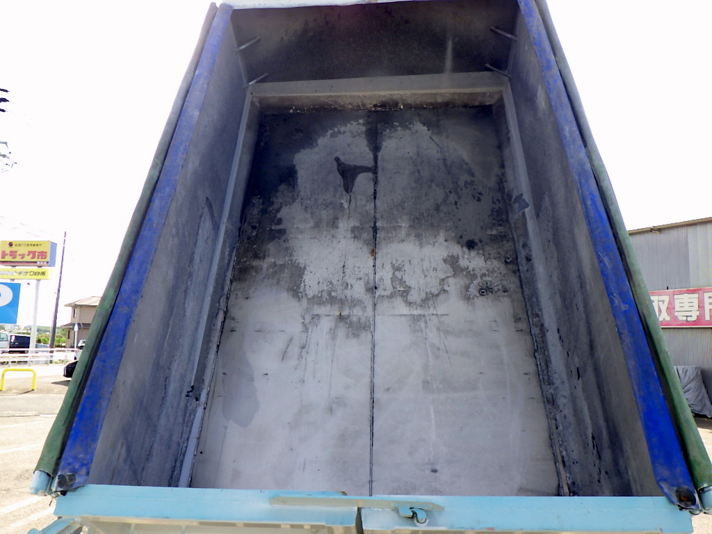 三菱 キャンター 2PG-FEBM0(2WD)の写真10