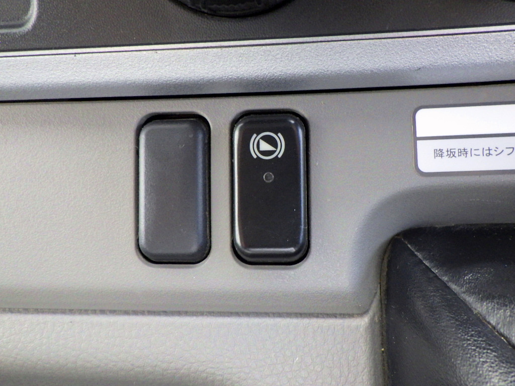 三菱 キャンター 2PG-FEBM0(2WD)の写真18