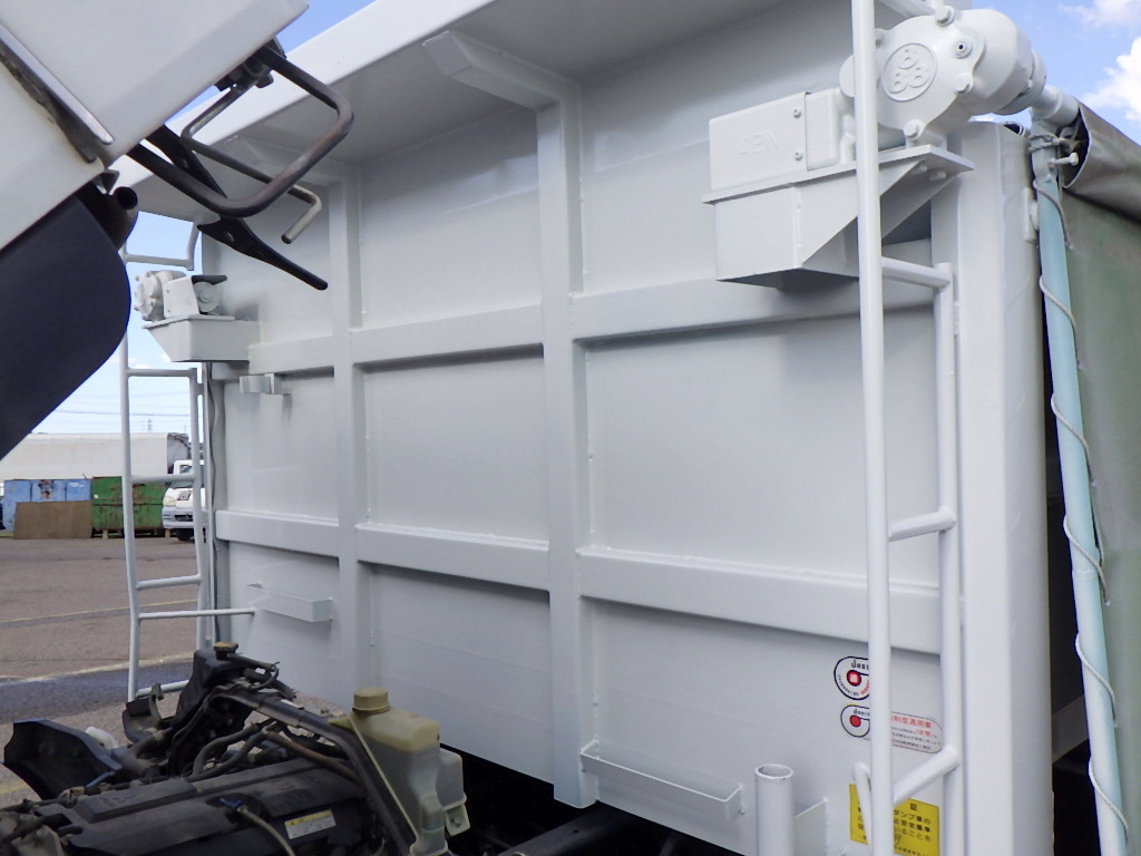 三菱 キャンター 2PG-FEBM0(2WD)の写真35